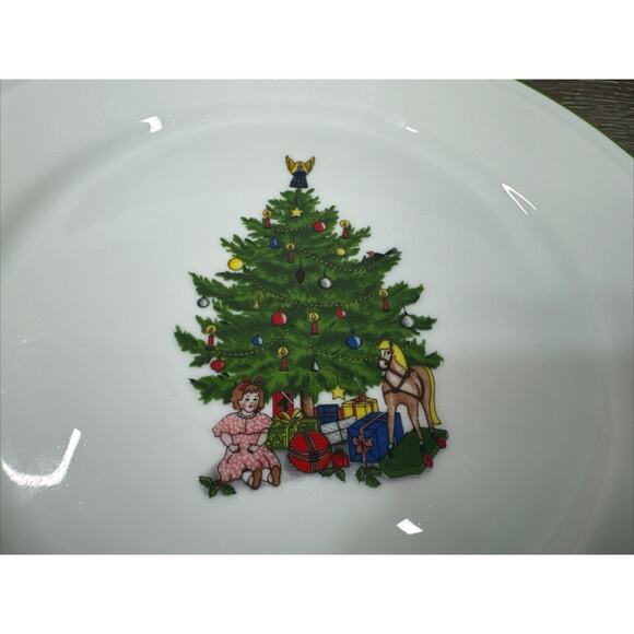 1960’s KRONESTER Bavaria Germany Christmas Tree Pattern 7-3/4” Salad Plates~6 Pc - Picture 5 of 9